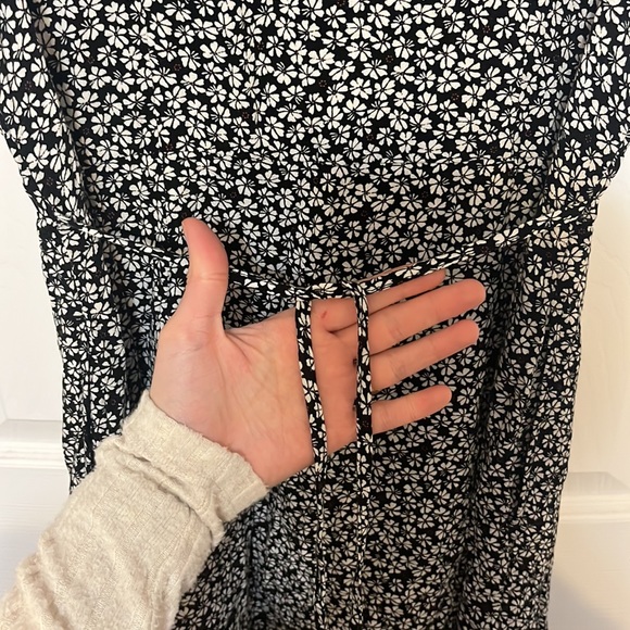 LAST CHANCE Abercrombie & Fitch Floral Button Up Dress - Picture 6 of 7